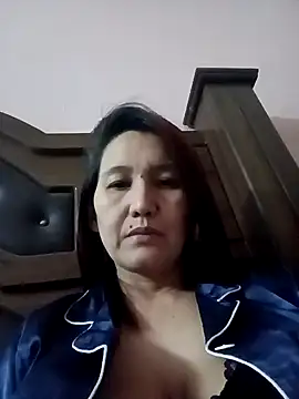 Snapshot of Bigtitsass81 chatting on October 22, 1:00 pm Bigtitsass81 online show from October 22, 1:00 pm