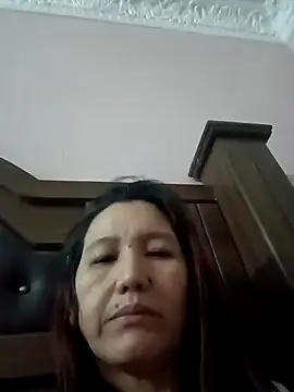 Snapshot of Bigtitsass81 chatting on November 14, 10:29 pm Bigtitsass81 online show from November 14, 10:29 pm