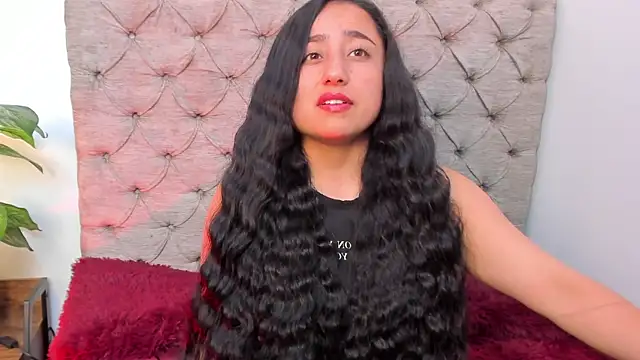 Snapshot of Samanta_Fischer chatting on November 7, 11:21 am Samanta Fischer online show from November 7, 11:21 am