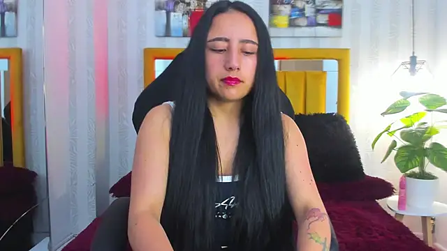 Snapshot of Samanta_Fischer chatting on December 1, 11:37 am Samanta Fischer online show from December 1, 11:37 am