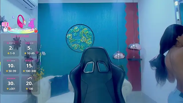 Miagreys1 online show from November 20, 11:21 am