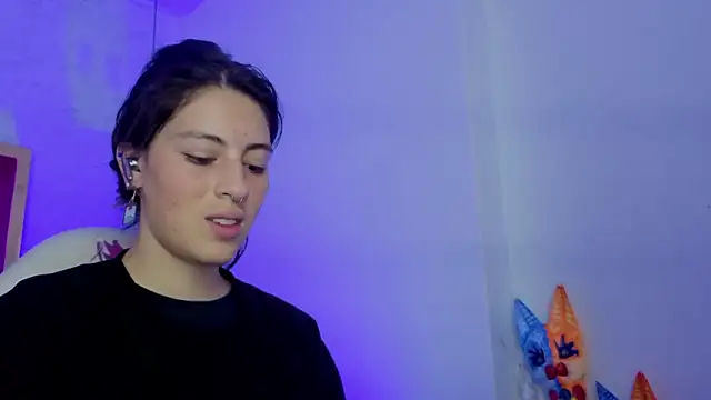 moon winy online show from February 18, 11:39 am