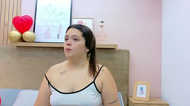 Tessa Stone online show from February 28, 3:51 am