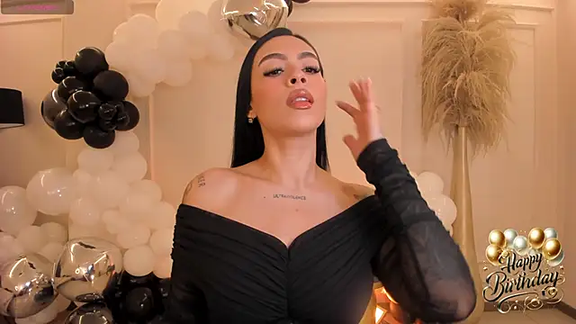 ChristineFord  online show from November 6, 12:50 pm