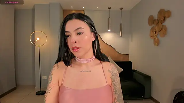 ChristineFord  online show from December 1, 12:32 pm