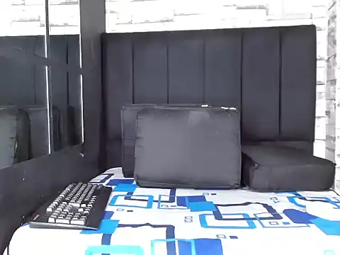 pether hairy online show from November 2, 11:18 pm