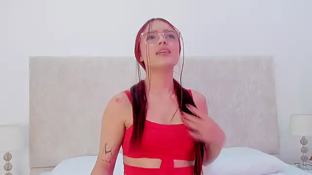 Martinaa Garcia online show from October 27, 7:51 pm