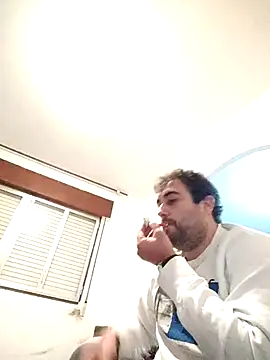 GluingPerson online show from November 21, 1:48 am