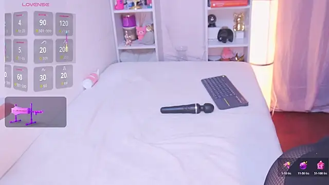 Snapshot of ElodieRousse_ chatting on April 12, 11:32 pm ElodieRousse online show from April 12, 11:32 pm