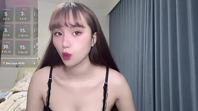 Momo-999 online show from December 2, 4:46 pm