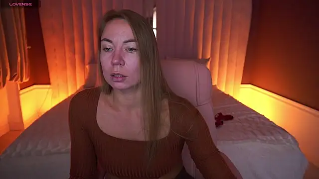 VixenMuse online show from October 30, 8:31 pm