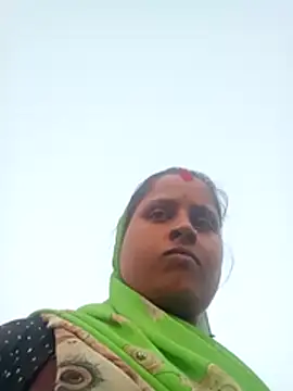 Snapshot of Kareena_rani chatting on November 18, 11:36 am Kareena rani online show from November 18, 11:36 am