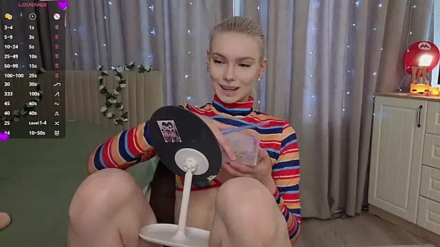 Snapshot of Sunshine_agata chatting on February 22, 4:46 am Sunshine agata online show from February 22, 4:46 am