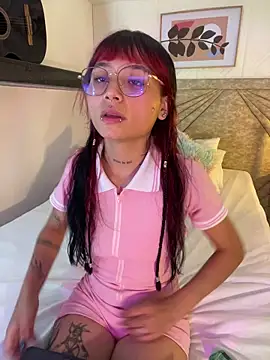 Emma duff online show from March 26, 7:41 pm