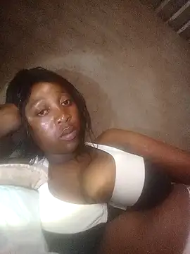 Bretbooty23 online show from December 15, 9:24 am