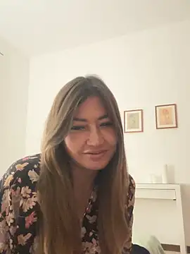 Snapshot of gabriellacali chatting on October 16, 12:50 pm gabriellacali online show from October 16, 12:50 pm