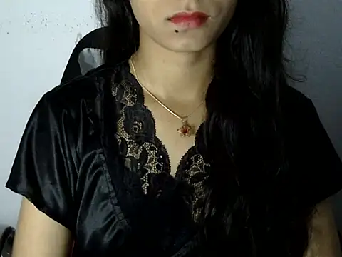 Shezi N online show from August 3, 4:22 pm