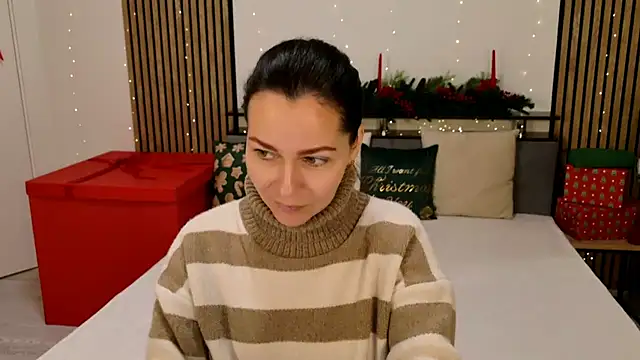 DitaNoir online show from December 16, 7:02 am