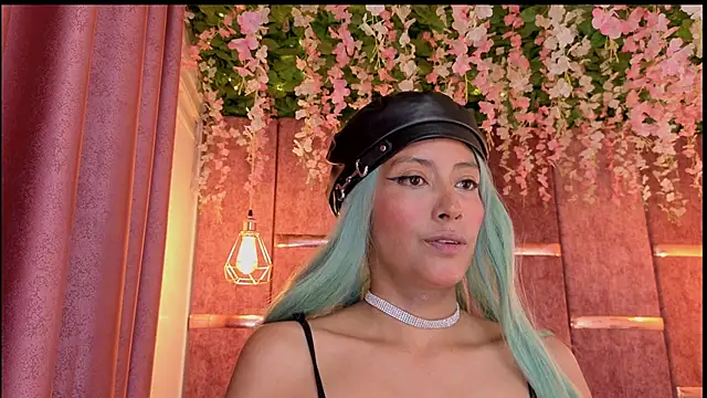 Snapshot of Rynka_ chatting on February 24, 3:59 am Rynka online show from February 24, 3:59 am