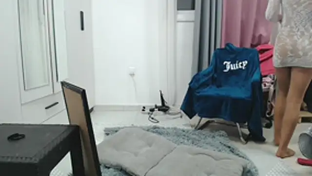 Your Desires07 online show from October 25, 10:15 pm