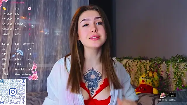 TinyMollys online show from December 18, 3:51 pm