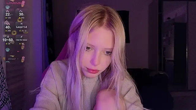 Snapshot of eliza_saddcat chatting on October 29, 9:27 pm eliza saddcat online show from October 29, 9:27 pm