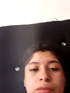 petite coral online show from February 22, 3:43 pm