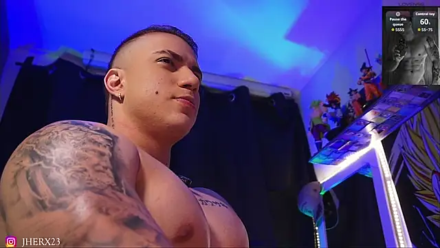 Snapshot of Jherxx chatting on January 18, 3:21 am Jherxx online show from January 18, 3:21 am