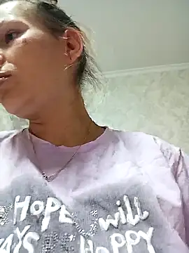 Snapshot of Coare_Cindy chatting on October 17, 5:04 pm Coare Cindy online show from October 17, 5:04 pm