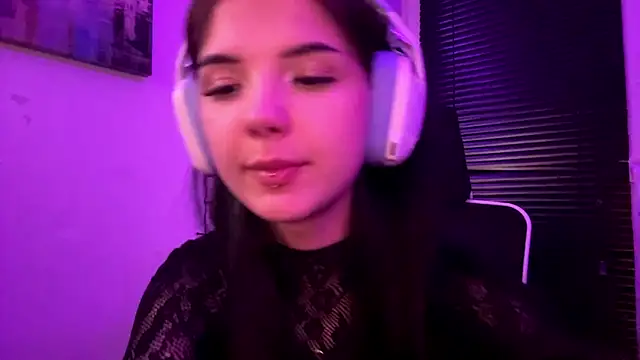 HanaMantanaDell online show from March 23, 5:06 pm