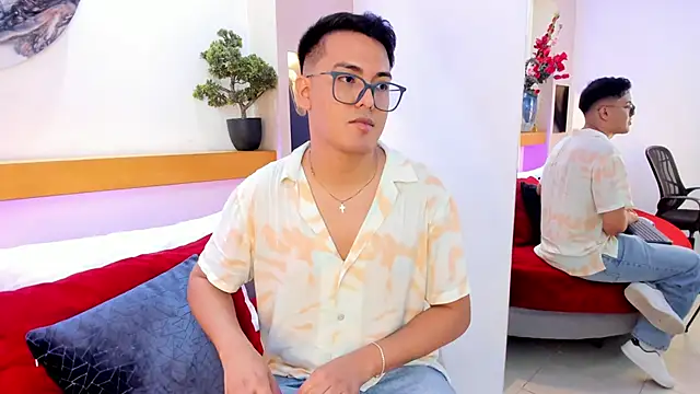 JohnBelRose online show from November 10, 7:46 pm