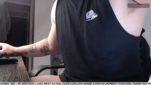 SugaredDigit online show from April 9, 11:15 am