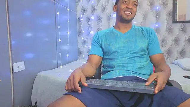 Stevenbrand online show from December 2, 7:09 pm