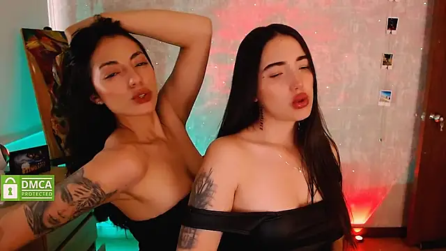 Snapshot of natval6 chatting on February 7, 10:13 pm natval6 online show from February 7, 10:13 pm