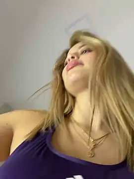  Alicee 1 online show from March 8, 2:04 am