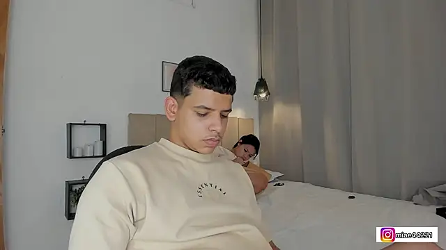 Snapshot of Little_Emma_11 chatting on January 15, 8:12 pm Little Emma 11 online show from January 15, 8:12 pm