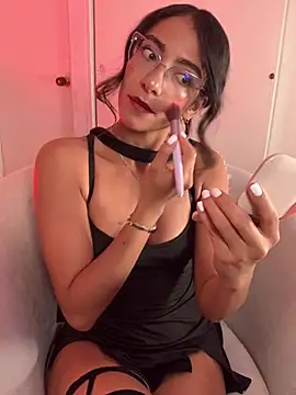 Snapshot of elegant__rouse chatting on June 30, 9:38 pm elegant rouse online show from June 30, 9:38 pm
