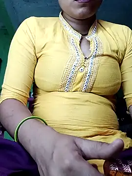 Snapshot of CUTE_kalpna chatting on May 24, 12:21 pm CUTE kalpna online show from May 24, 12:21 pm