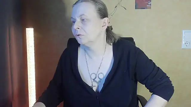 Diamond Bite online show from November 9, 7:17 am