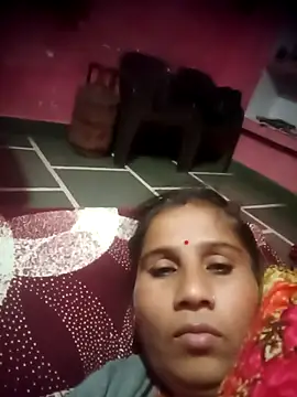 Snapshot of OliveGreen22 chatting on November 9, 4:05 pm OliveGreen22 online show from November 9, 4:05 pm