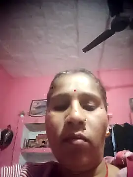 Snapshot of OliveGreen22 chatting on November 16, 1:44 am OliveGreen22 online show from November 16, 1:44 am