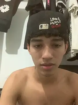 Alex king17 online show from June 1, 5:31 am