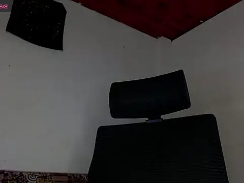 Scarlett crastrawberry online show from April 12, 12:04 am