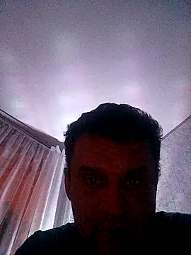 PeteR1987- online show from November 28, 11:40 pm