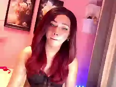Snapshot of Katesy12 chatting on May 13, 5:49 am Katesy12 online show from May 13, 5:49 am