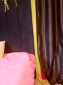 Snapshot of hot_princesss chatting on November 2, 9:22 am hot princesss online show from November 2, 9:22 am