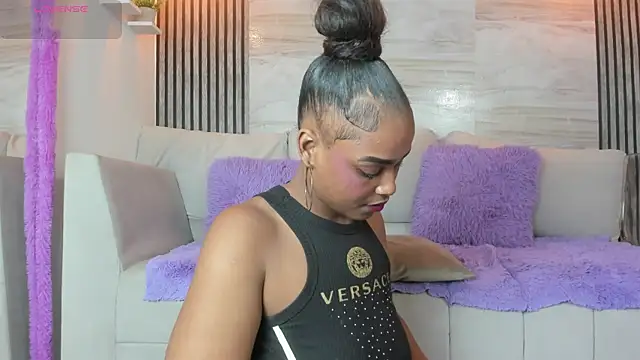 gigi mane online show from October 27, 9:30 pm