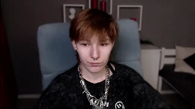 guitarandangell online show from March 7, 6:27 pm