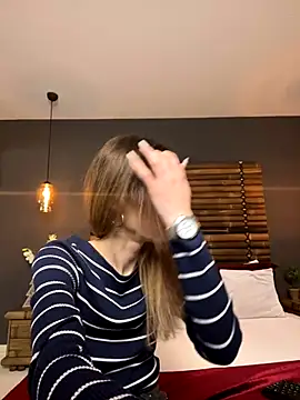 LolaVixxxen online show from December 21, 6:48 pm