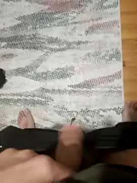 Snapshot of ragnar811 chatting on December 16, 9:09 pm ragnar811 online show from December 16, 9:09 pm